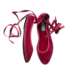 Carica l'immagine nel visualizzatore di Gallery, La ballerina friulana