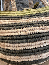 Carica l'immagine nel visualizzatore di Gallery, Sans Arcidet Paris - Borsa cestino a mano
