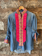 Carica l'immagine nel visualizzatore di Gallery, Dassios - Camicia di jeans
