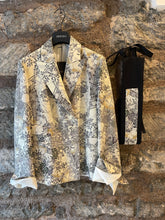 Carica l'immagine nel visualizzatore di Gallery, Ibrigu - Blazer Pareo Seta Kimono Vintage Avorio con fantasia
